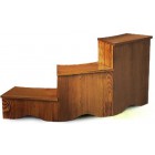 Подиум из лиственницы