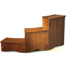 Подиум из лиственницы